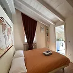 Shangri La - Two Bedroom Mansard * Brescia