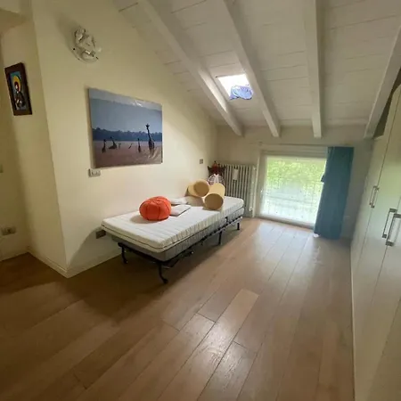 Appartamento Shangri La - Two Bedroom Mansard