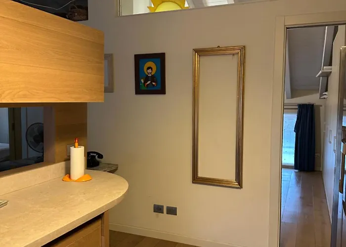 Shangri La - Two Bedroom Mansard *