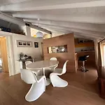 Shangri La - Two Bedroom Mansard Brescia